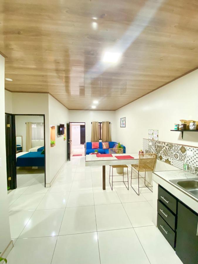 Pura Vida Apartment. 5 Min From Airport Алахуела Екстер'єр фото
