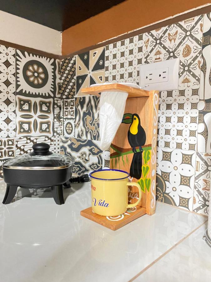 Pura Vida Apartment. 5 Min From Airport Алахуела Екстер'єр фото