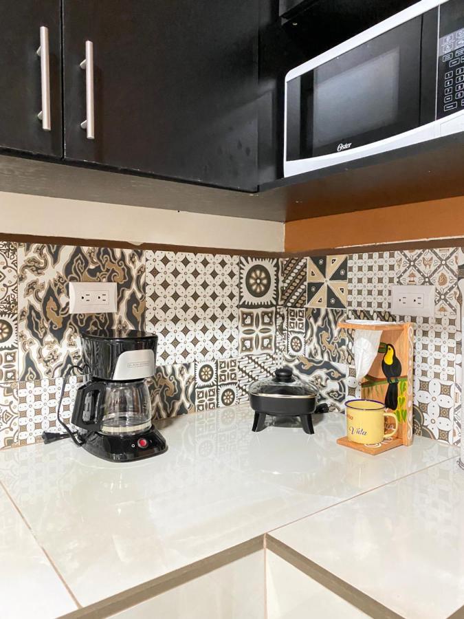 Pura Vida Apartment. 5 Min From Airport Алахуела Екстер'єр фото