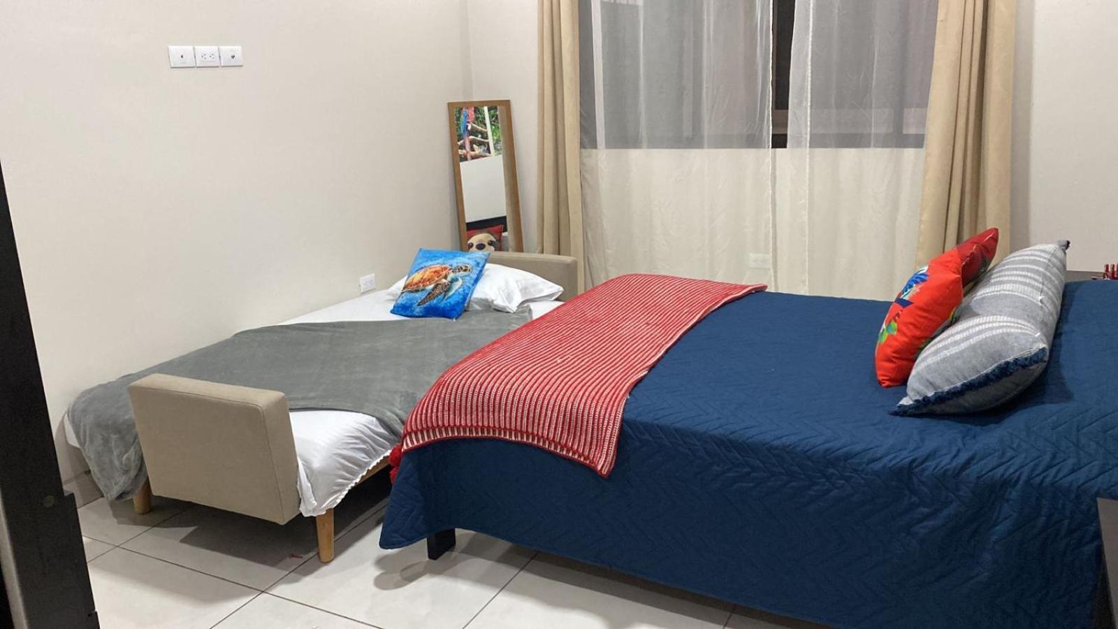 Pura Vida Apartment. 5 Min From Airport Алахуела Екстер'єр фото